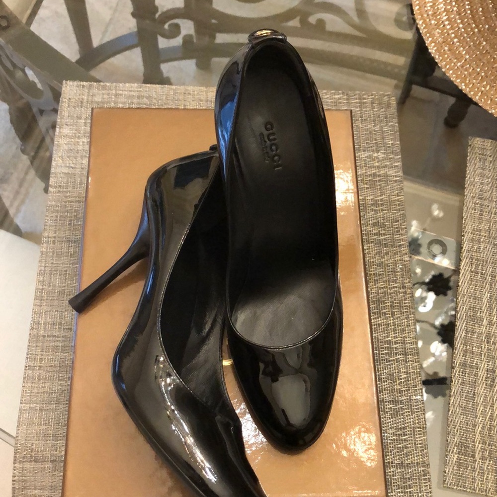 GUCCI heels!
